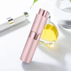 Scenty - Parfum Verstuiver Navulbaar - Mini Parfum Flesje - Reisflesje - Lichtroze -Damesparfum Winkel 1200x1200 338