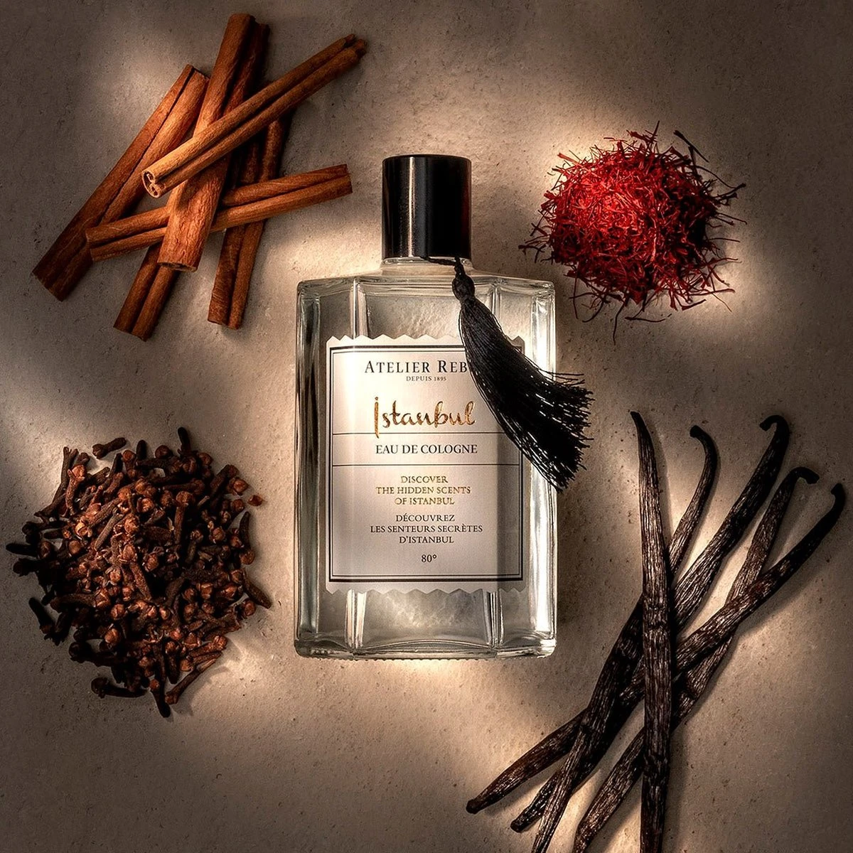 Istanbul Eau De Cologne Atelier Rebul (250ml) - Kruidige Geur - Unisex 4 Istanbul Eau De Cologne Atelier Rebul (250ml) - Kruidige Geur - Unisex - Afbeelding 2