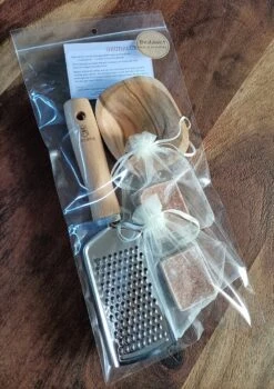 2 Amberblokjes - Geurblokjes - Incl - Schaaltje - Rasp - Organza Zakjes - Geschenkset Vrouwen -Damesparfum Winkel 848x1200 2